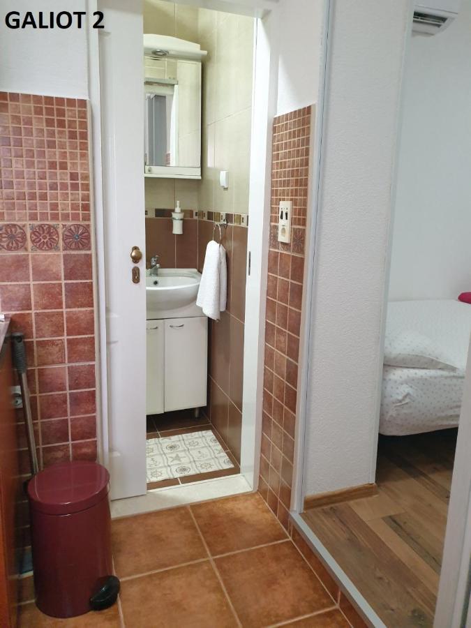 Apartmani Galiot Igalo Ngoại thất bức ảnh