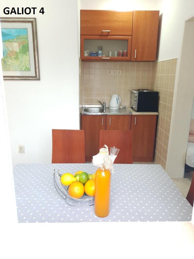 Apartmani Galiot Igalo Ngoại thất bức ảnh