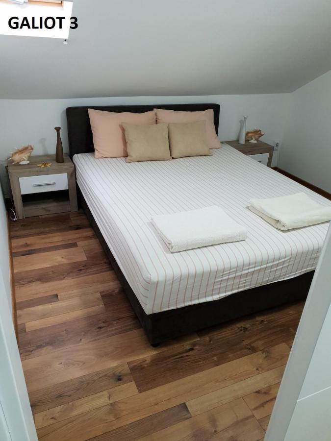 Apartmani Galiot Igalo Phòng bức ảnh